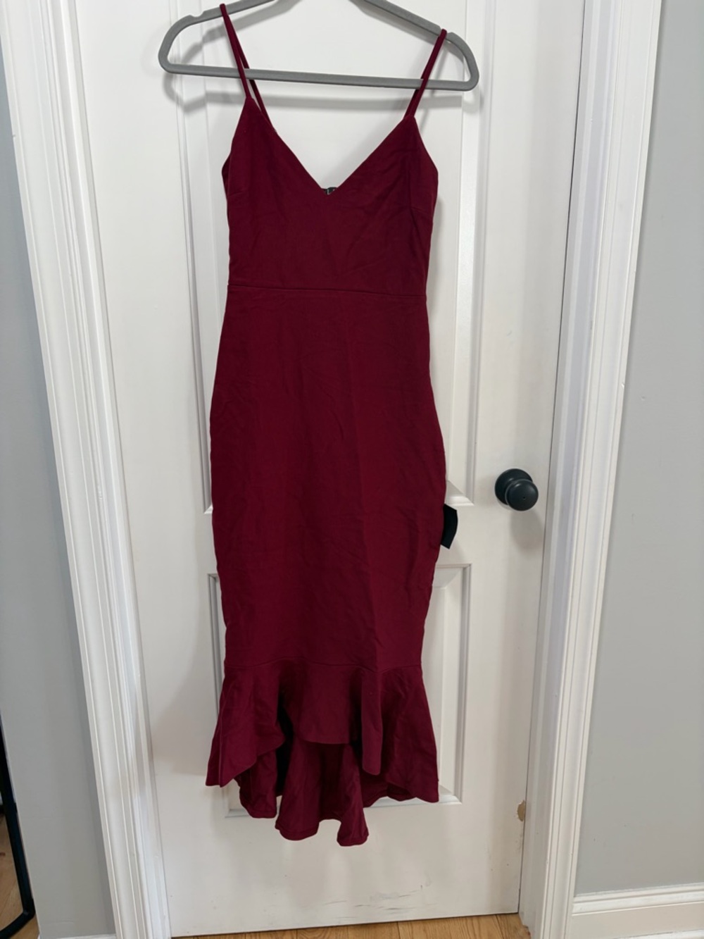 Lulus Stun Like Me NWT‎ size Small Wine Red Bodycon Trumpet Hem Midi Dress - Picture 3 of 12